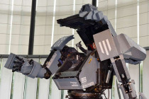 World's First Giant Robot Fight: Megabots vs Suidobashi - Scéna