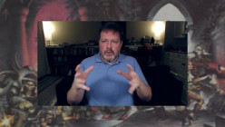Doomtrooper Digitálna zberateľská kartová hra - Produkcia - Paul Bonner, ilustrátor zodpovedný za grafický dizajn kartičiek Doom Trooper.